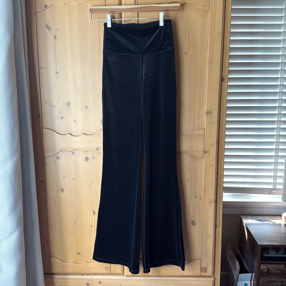 Athleta Pants Womens XXS Elation Velvet Flare Black Velour 468081